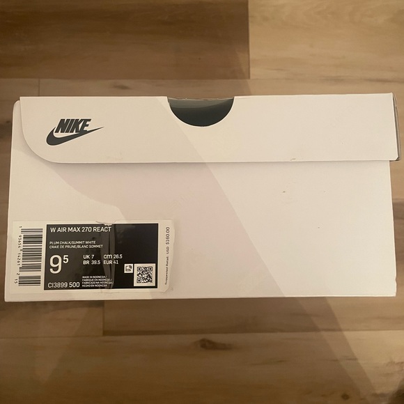 Women’s Nike Air Max 270 React - Picture 4 of 4